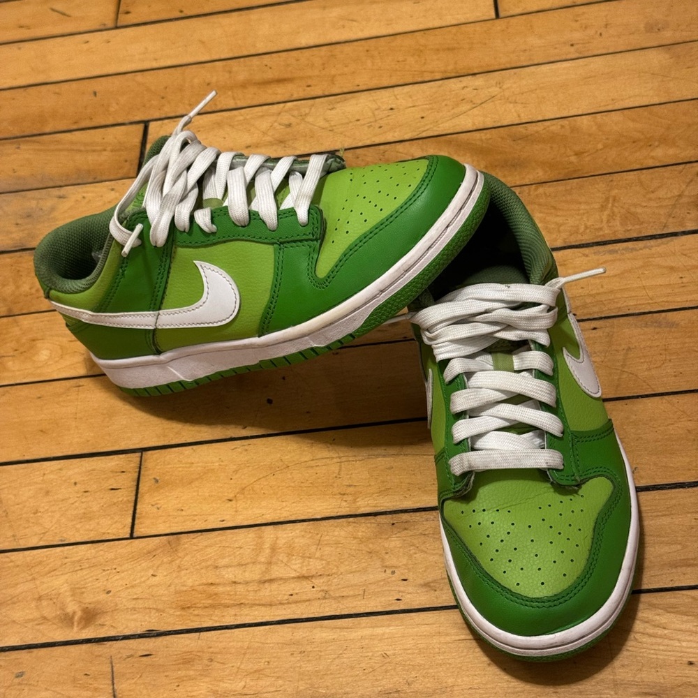 SOLD!! Nike Dunk Low Chlorophyll (GS) Sneaker Size 6Y / Womens 7.5 - DH9765-301